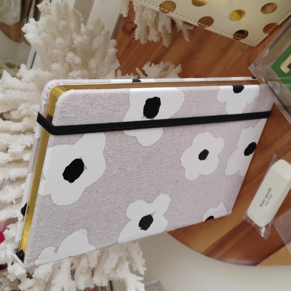 Kate Spade🔥NWT🔥 bundle.pen set lucite tray.Journal.Pencil case w/ accessories. - Picture 12 of 16